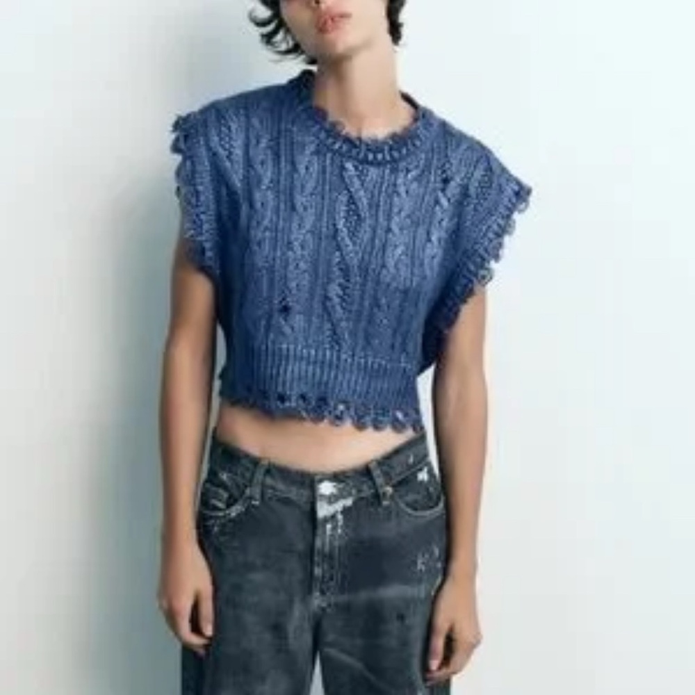 Nwot Zara metallic blue Cable Knit Cropped sweater size medium